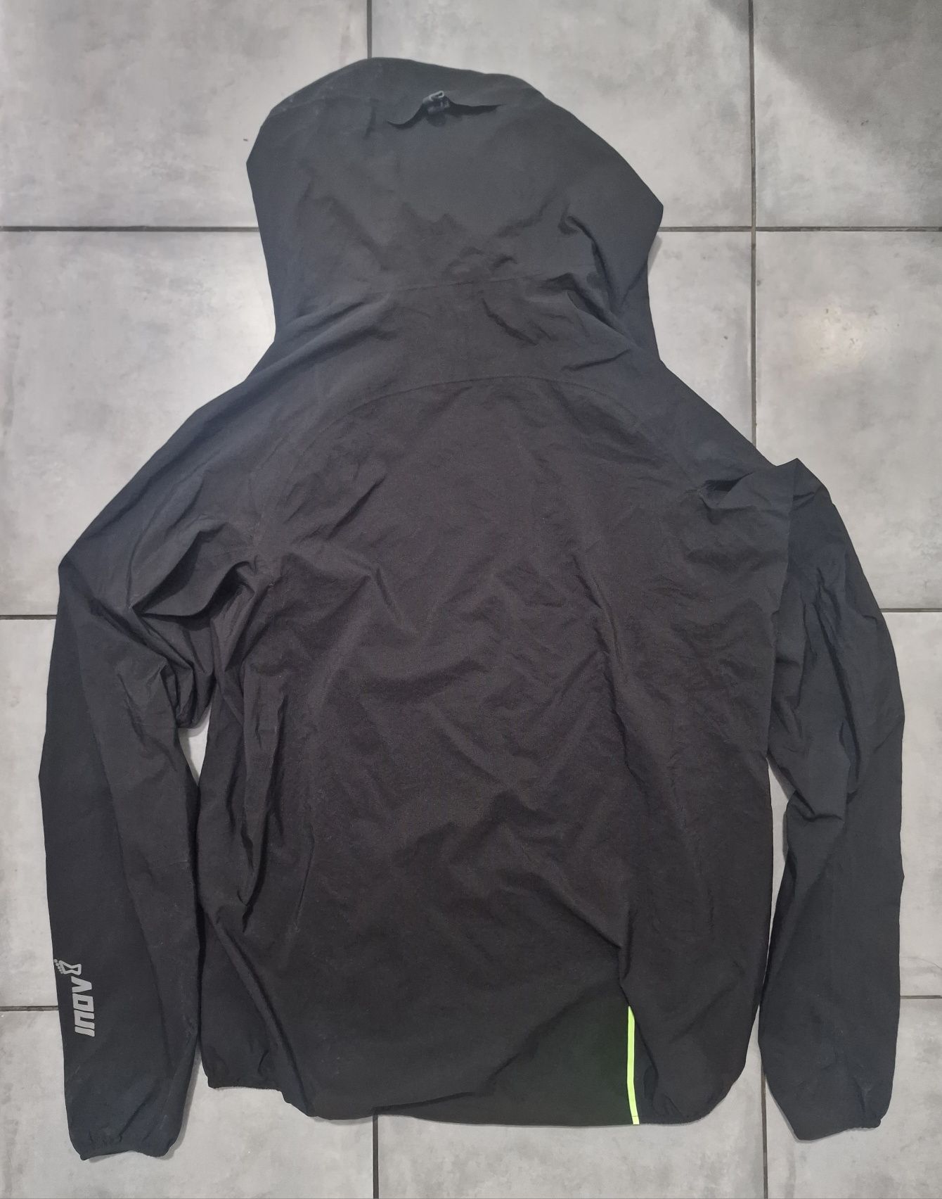Casaco Impermeável Inov8 Stormshell