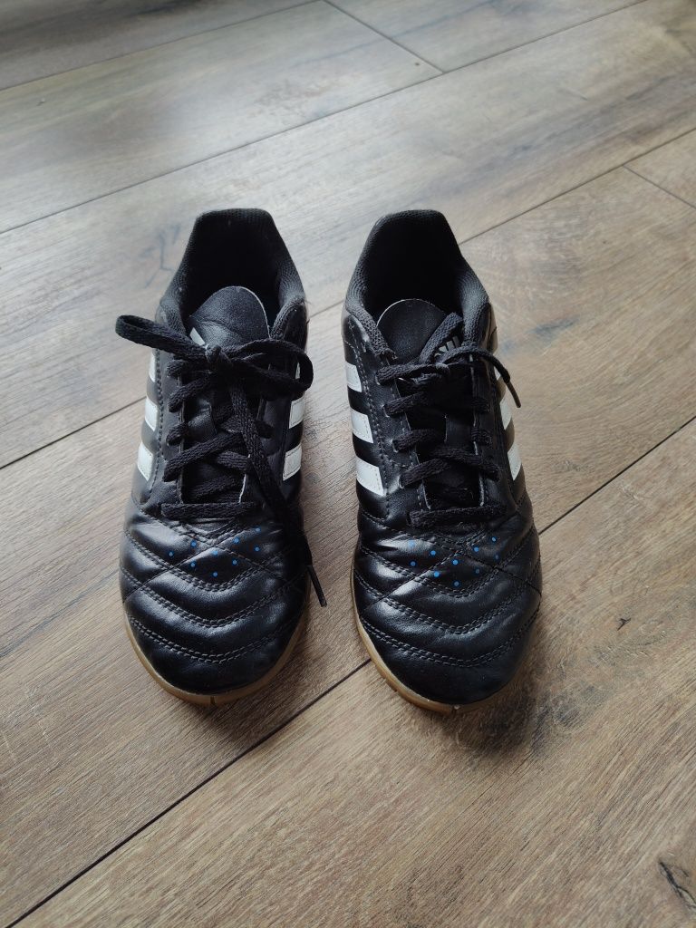 Halówki Adidas rozm 36