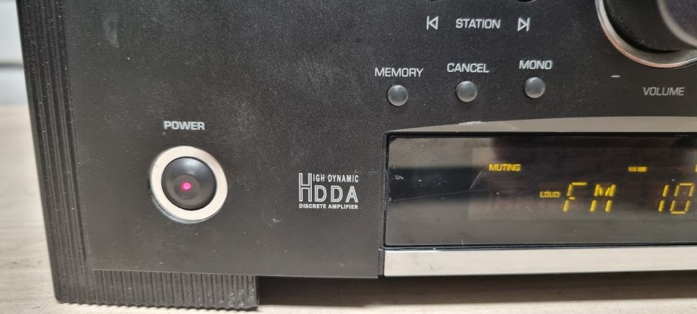 Amplituner GRUNDIG FineArts M100 R