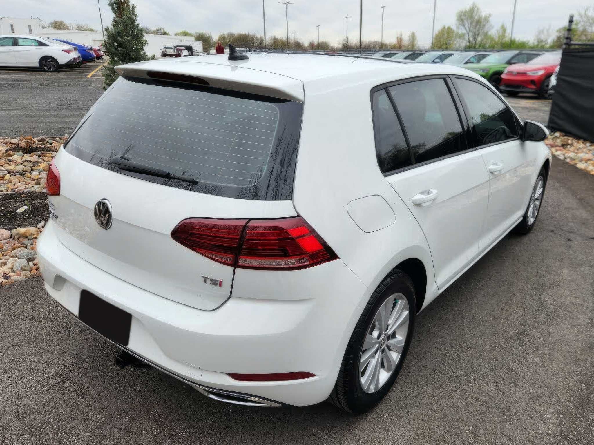 2018 Volkswagen Golf TSI SE