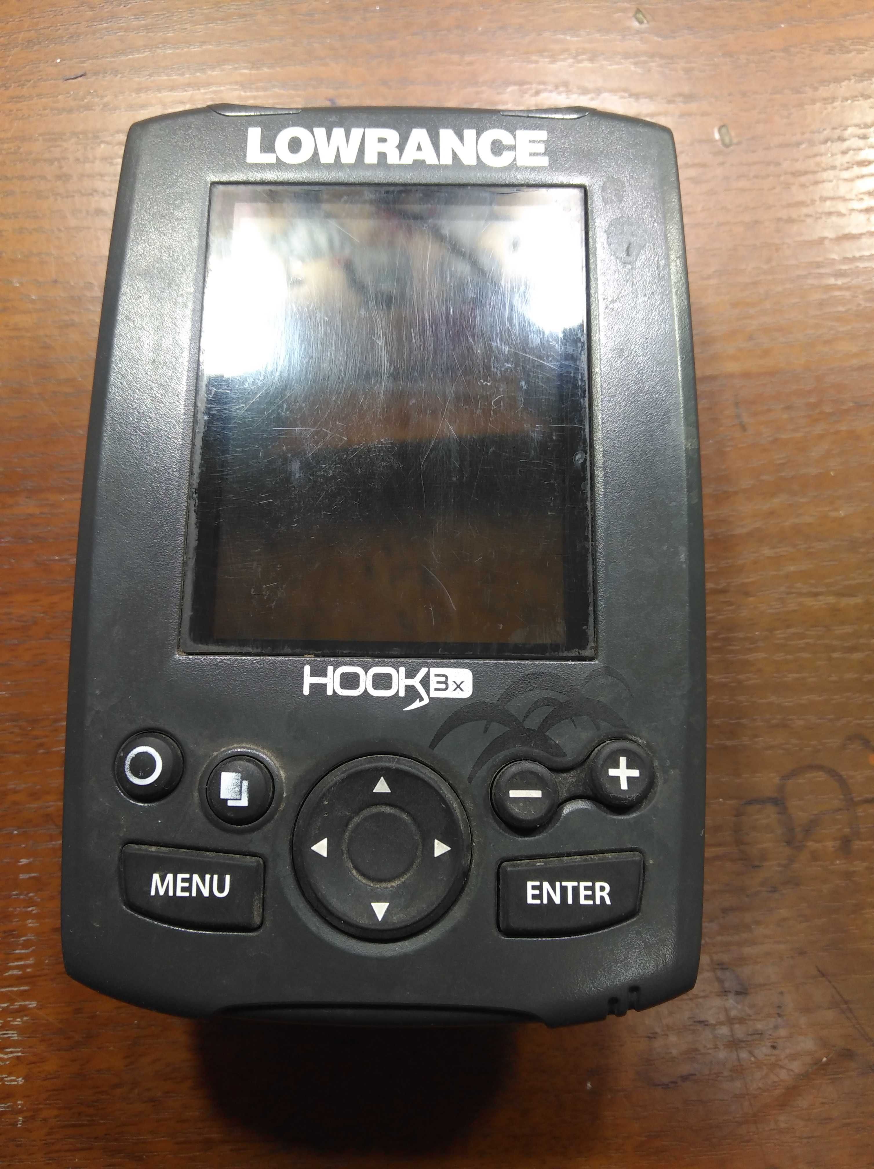 Эхолот  Lowrance Hook-3x