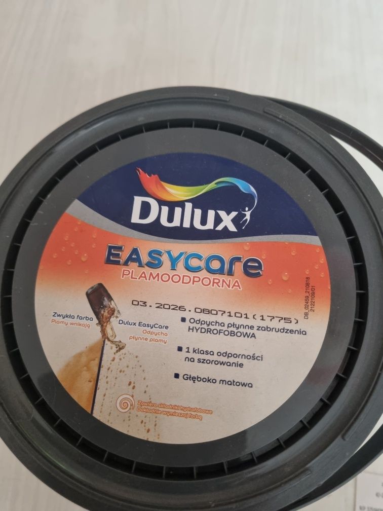 Farba dulux easycare