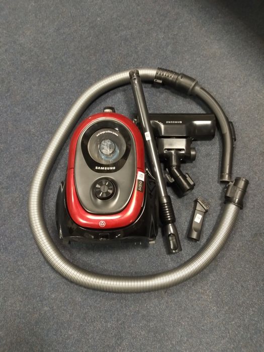 Пилосос Samsunq.