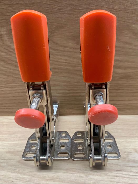 BESSEY Docisk pionowy 2 sztuki