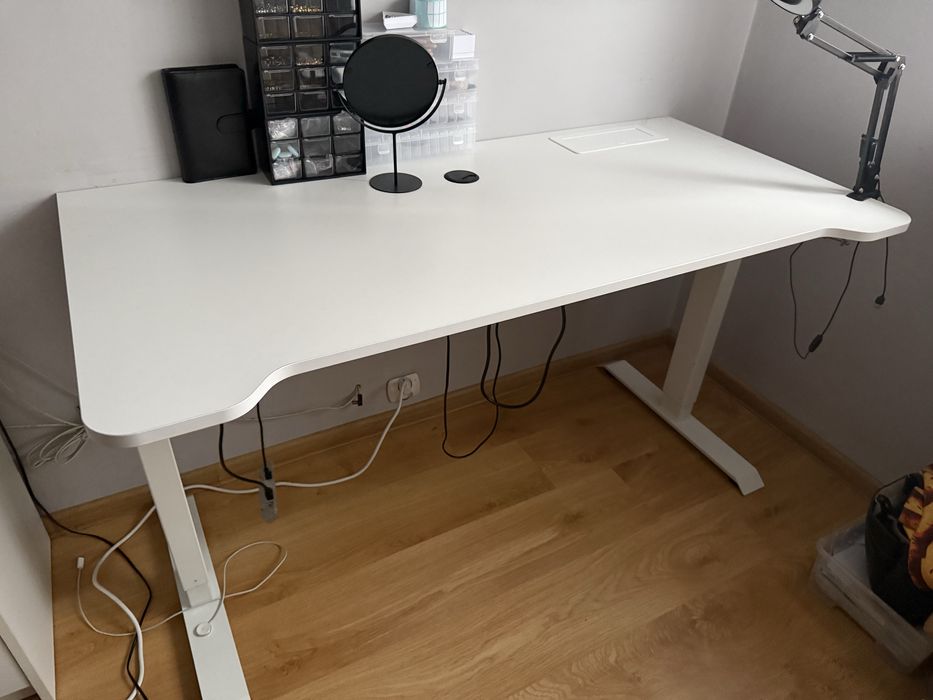 Biurko dla gracza gamingowe praca zdalna regulowane ergonomiczne