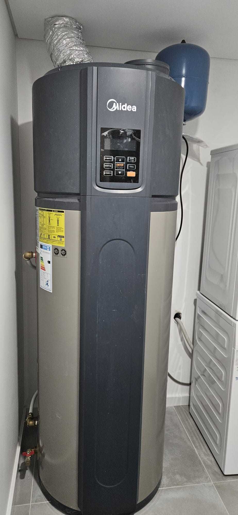 Quarto mobilado, para alugar, em T3 Novo, junto ao ESTG - Felgueiras