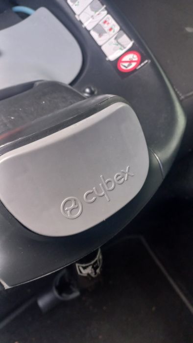 Babycoque cybex platinum + base de isofix