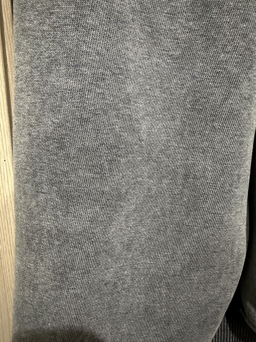 Світшот сірого кольору