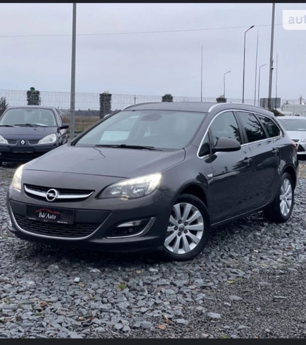 Продам opel astra J 2016 рік