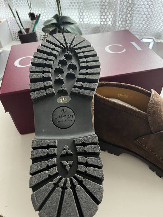 Botki Gucci, naturalny zamsz