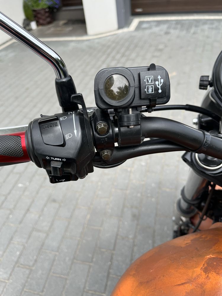 Honda CB 750 Seven Fifty, poza prokektem malowania caly w orygnale