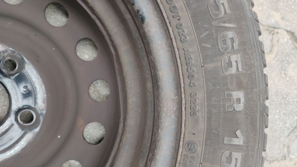 Koła 15" felga stalowa  Hyundai i30. Opony zimowe