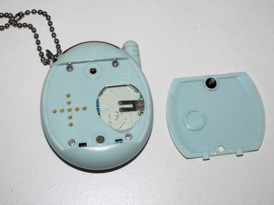 Tamagotchi V3 2004 Blue Camo Bandai