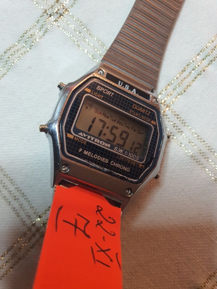 Zegarek z melodyjkami U. S. A.