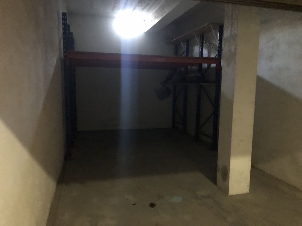 Garagem Box 23m2 na Avenida de Espanha