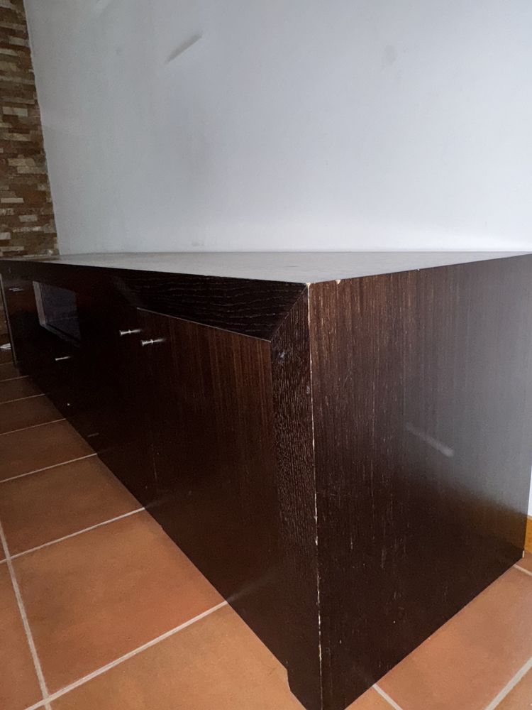 Aparador TV c/ portas e gavetas