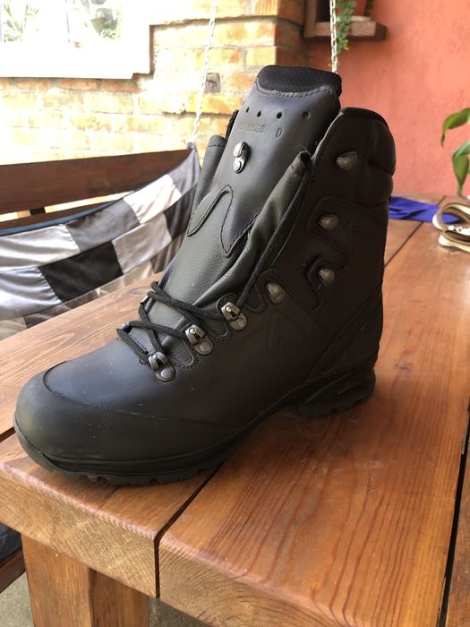 Продам берци тактичні.