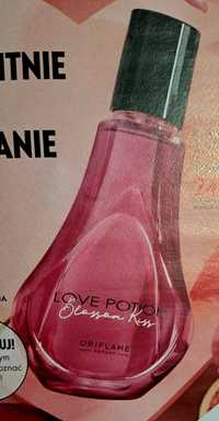 Mgiełka zapachowa Love Potion Blossom Kiss ORIFLAME