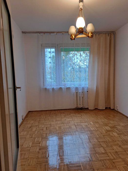 Spółdzielcze własnościowe dwupokojowe mieszkanie w wieżowcu w Kłodzku