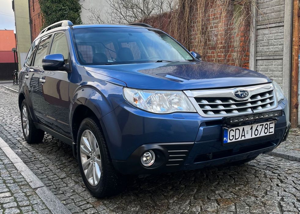 Subaru Forester 2012 2.0 benzyna 4x4, reduktor, szyberdach , kamera, hak 2000kg
