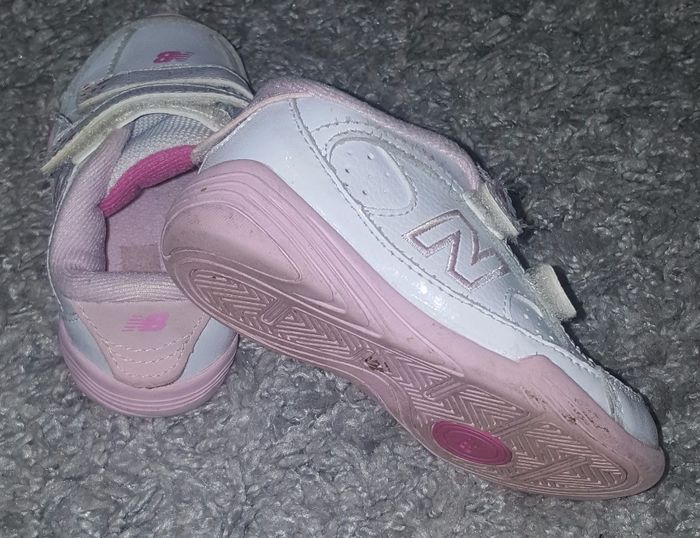 Фирменные,оригинальные кроссовки new balance