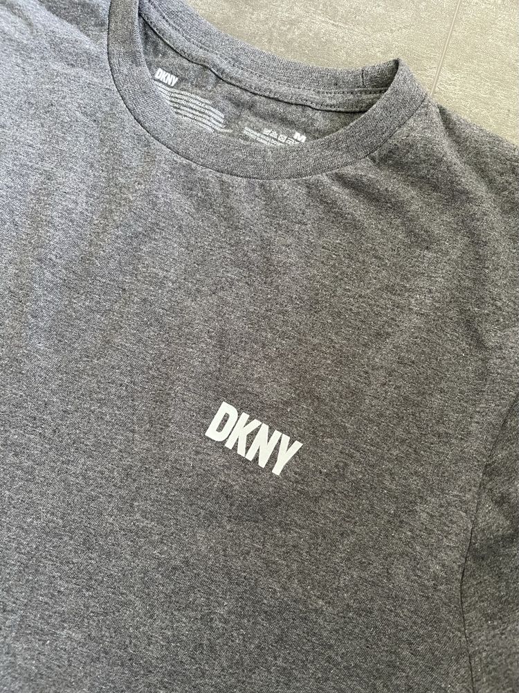 Nowa męska koszulka bluzka DKNY rozmiar M  Bawełniana