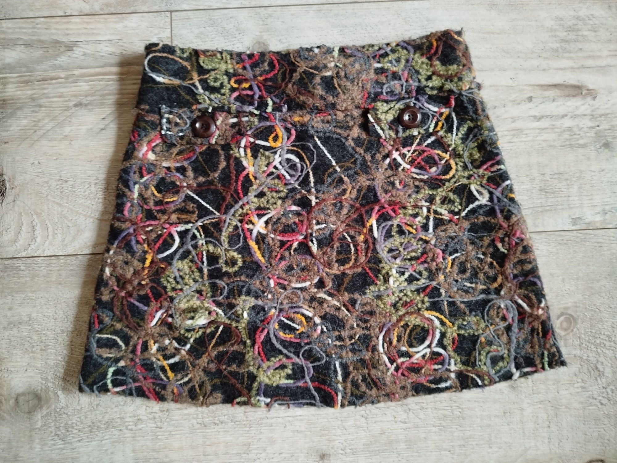 Krótka kolorowa spódniczka Cassis collectin