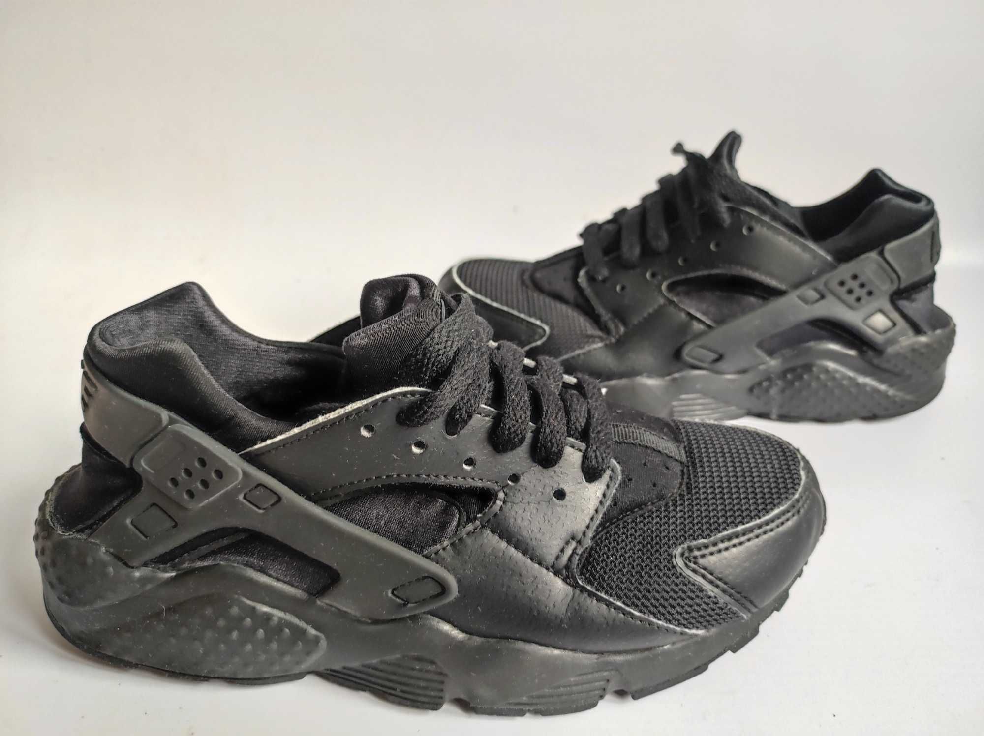 - Buty Nike Huarache Run GS  r. 38