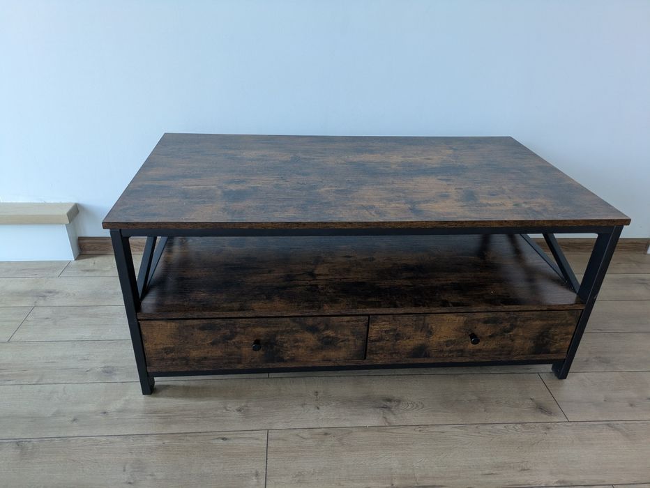 Stolik kawowy brązowy