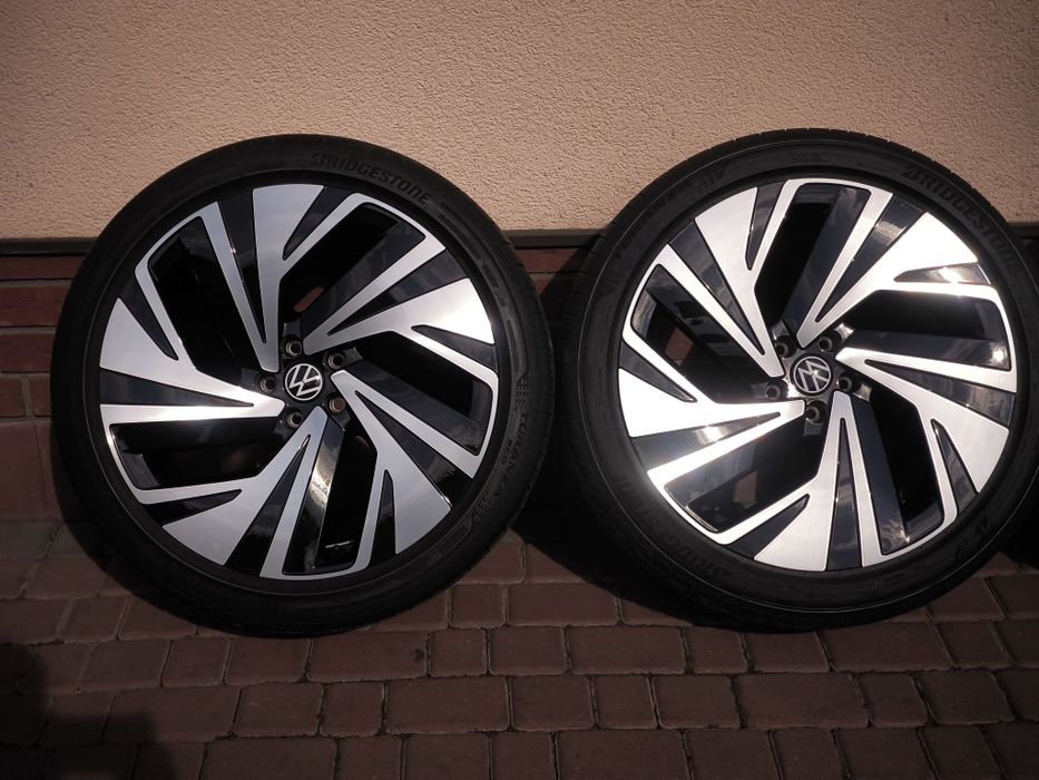 →Felgi+opony OEM Volkswagen Narvik ID.4 21x8,5/9 5x112 idealny stan