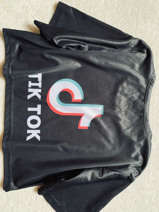 Czarny komplet z napisem Tik Tok - rozm. 140