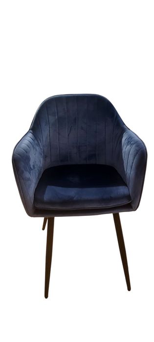 Krzesła powystawowe