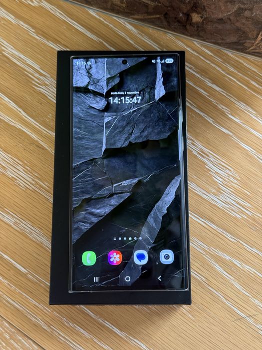 Samsung Galaxy S23 Ultra 256GB – Como Novo!