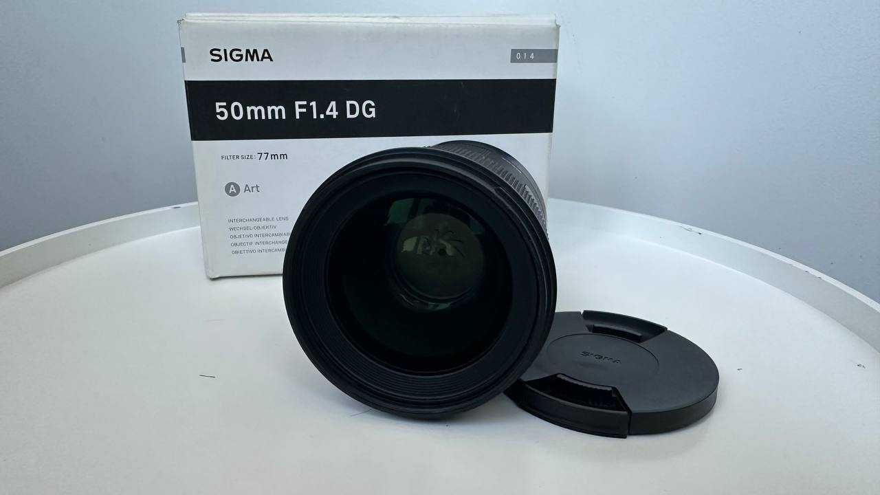 Объектив Sigma 50mm f/1.4 DG HSM Art для Sony