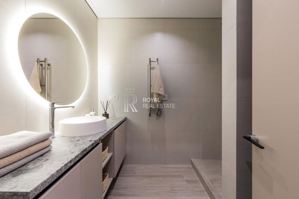 Продаж квартири Київ 2к 43м2 ЖК Новопечерська Вежа вул Михайла Бойчука