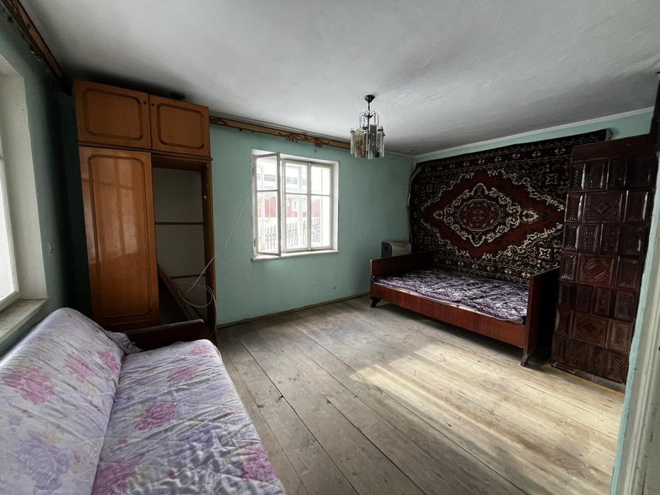 Продаж земельної ділянки з будинком. С. Світле.