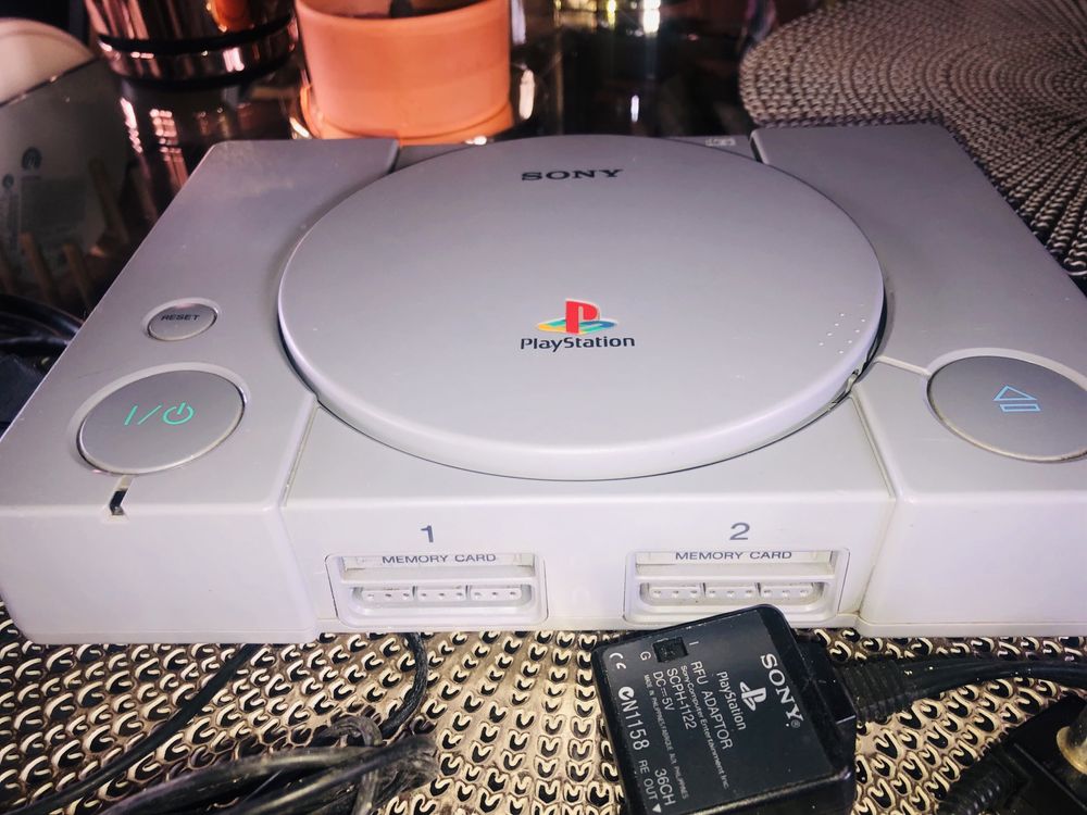 Konsola PS 1 stan idealny ! Sprawna !
