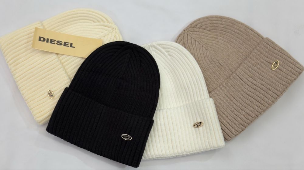 Тепла шапка жіноча Diesel – стильні зимові моделі шапок з логотипами!