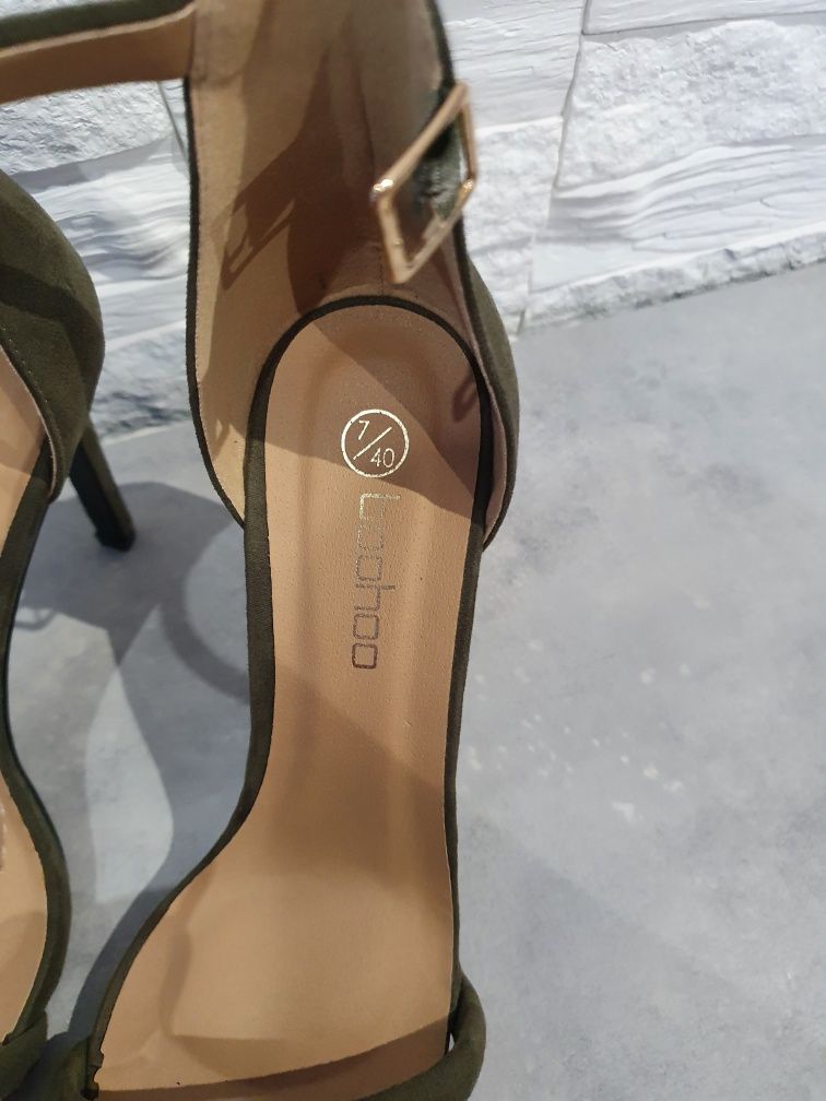 Sandały boohoo rozmiar 40, nowe