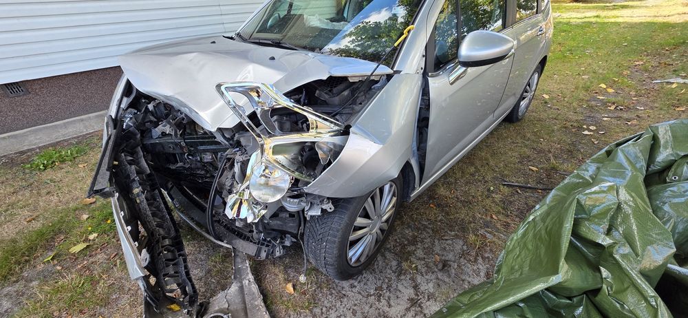 Citroen c3,  1.4 benzyna powypadkowy