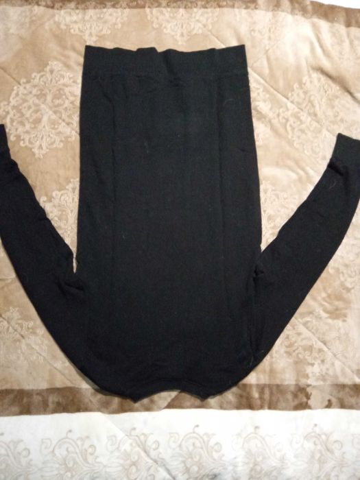 Sweat preta de cinta longa