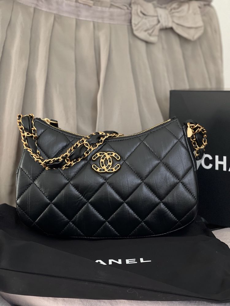 Сумка Chanel hobo