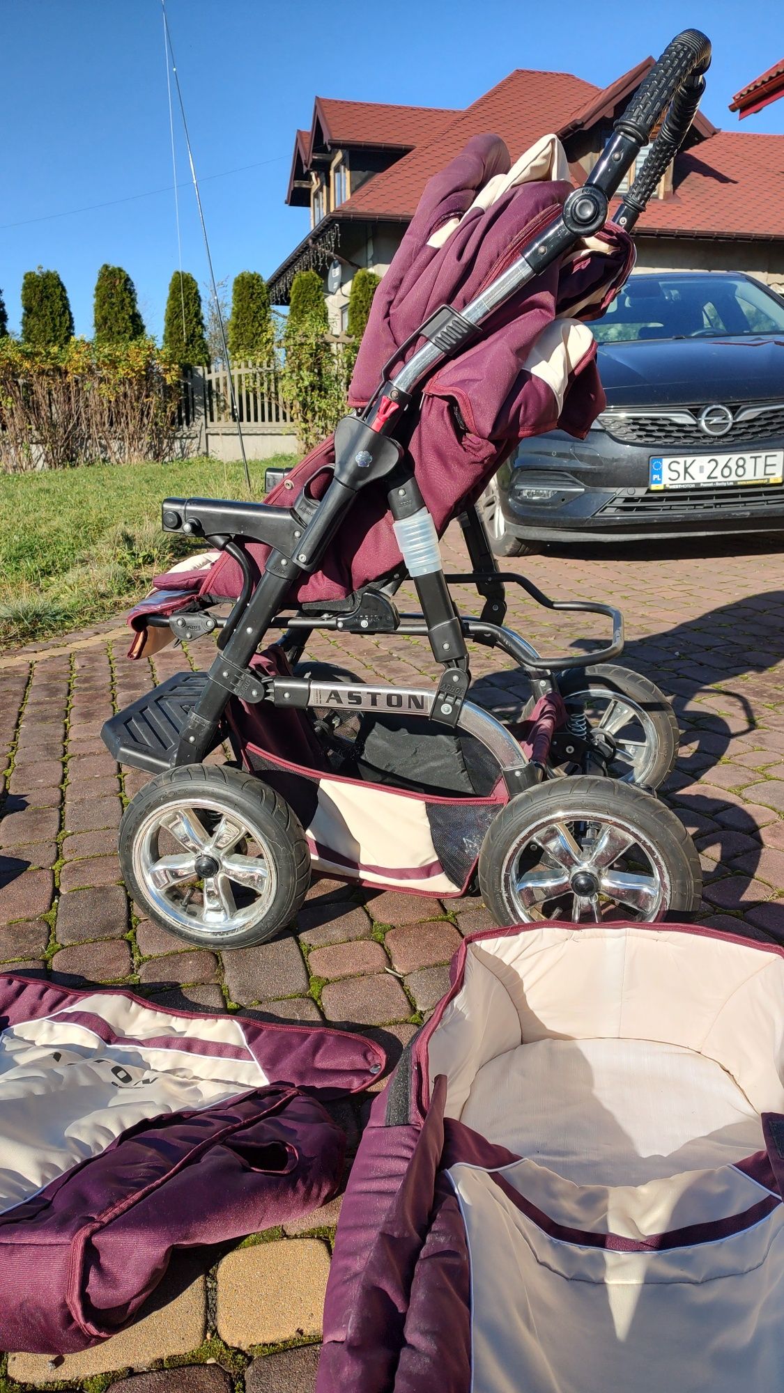 Luksusowy wózek dziecięcy Aston Adbor