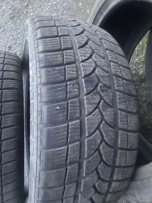 Шини зимові Taurus 245 45 r18