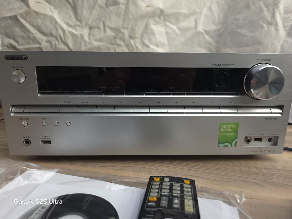 Amplituner Onkyo TX-NR 515