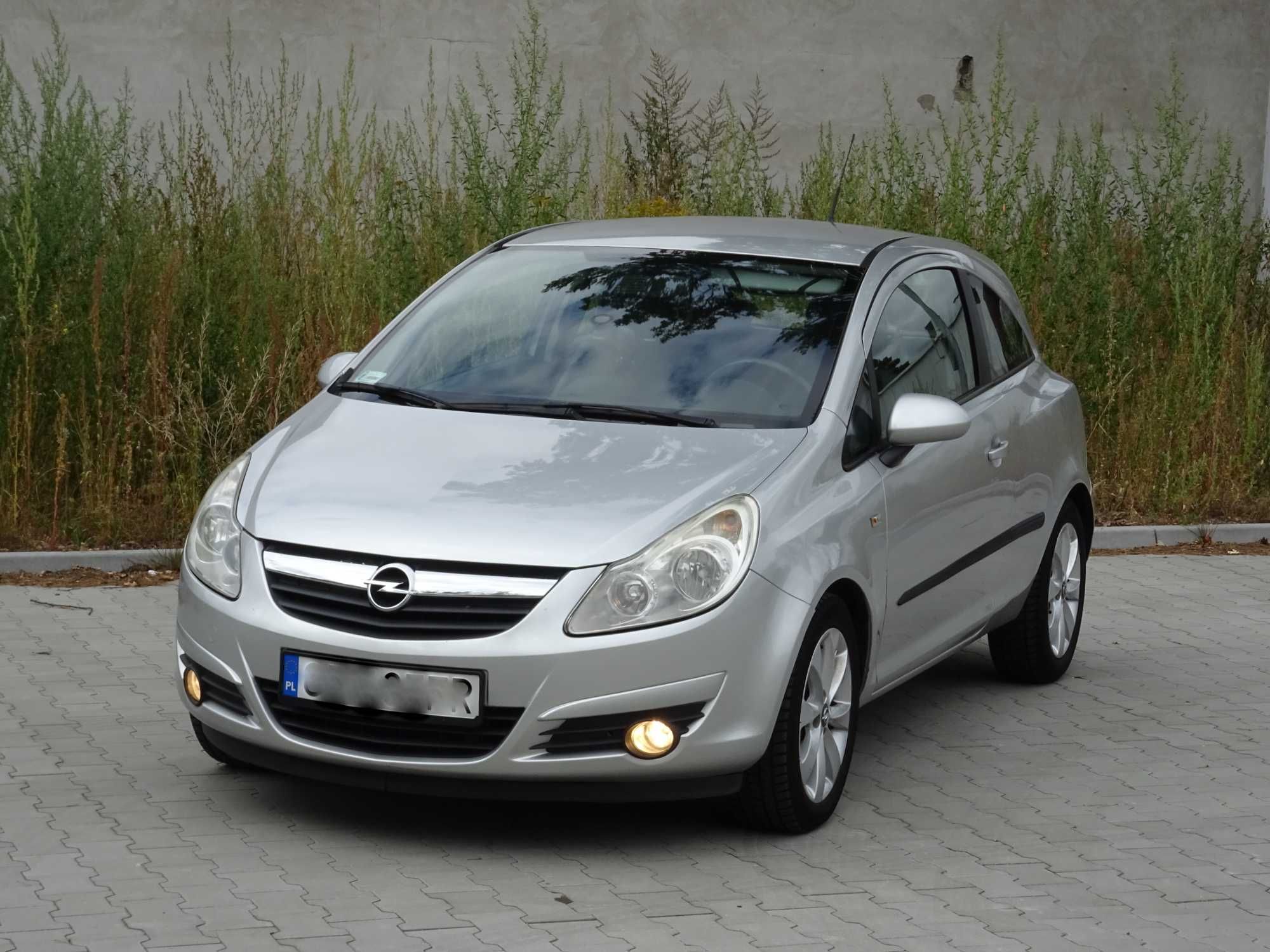 Opel Corsa D # COSMO skóra_duże radio # 102.000 Przebiegu !# 1.3 cdti