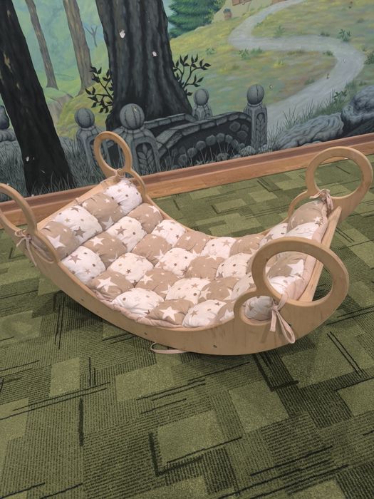 Продам дитячу дерев'яну гойдалку