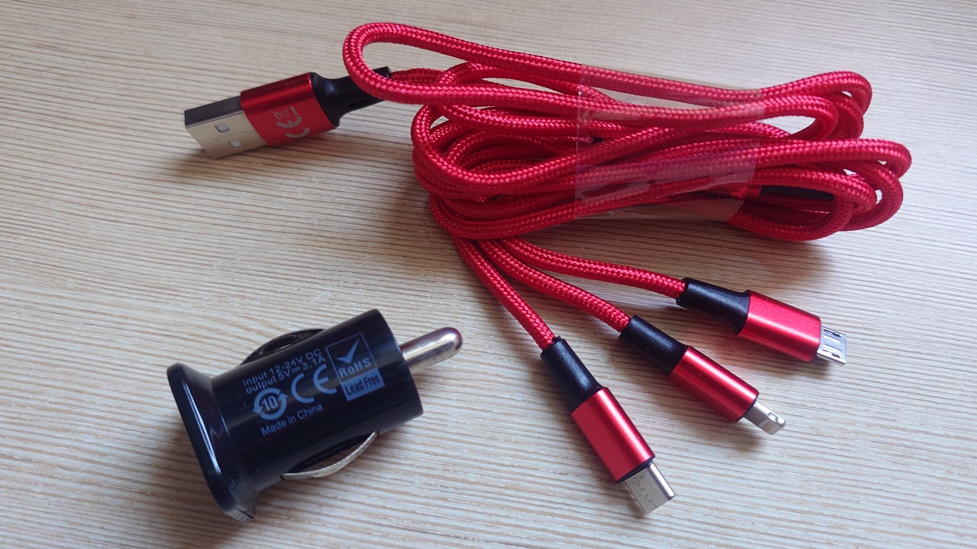 Ładowarka samochodowa USAMS 3.1A+nieplączący się kabel 3w1 3 końcówkik