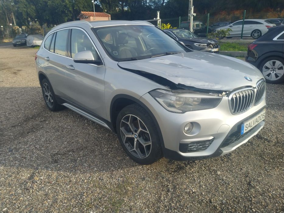 BMW X1  2.0 D queimado