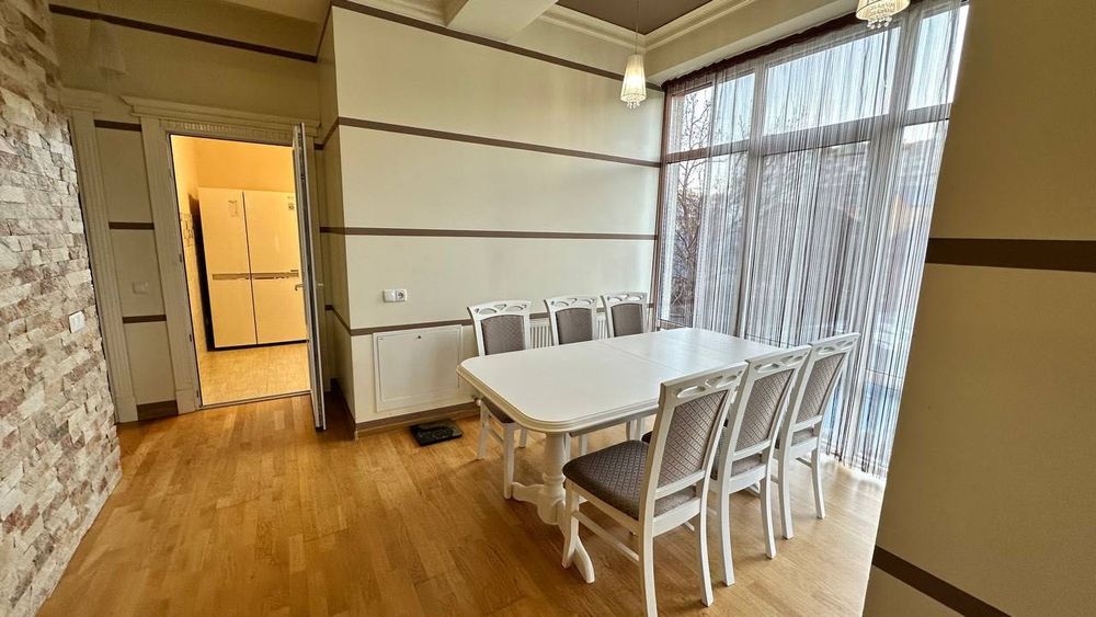 Оренда затишної оселі для великої сім'ї